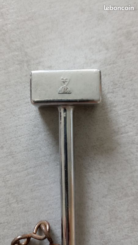 Petit marteau en inox (image 1)