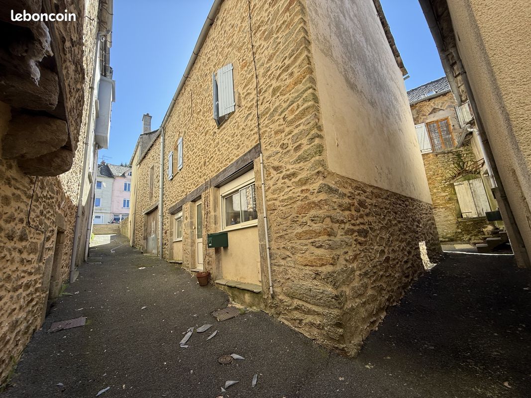 Maison 4 pièces 100 m² · à Rieupeyroux · 100 m² · 178 000 €