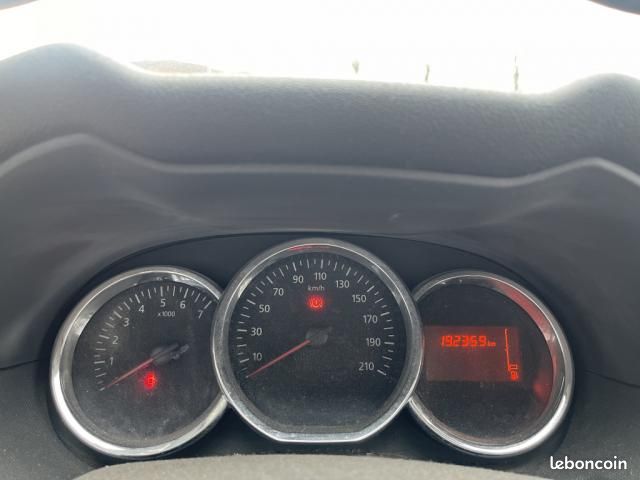 Dacia Duster dCi 110 4x2 Prestige Edition 2016 (image 15)