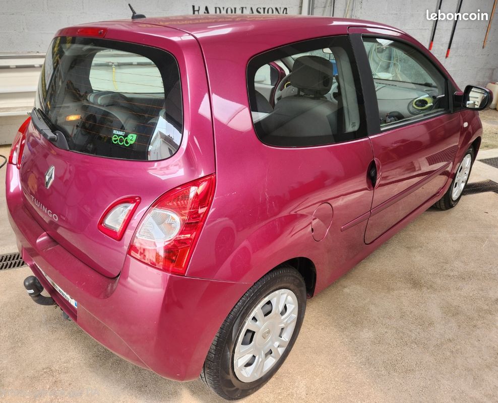 Renault Twingo 1.5 dCi 85 Privilège Clim USB AUX Attelage (image 1)