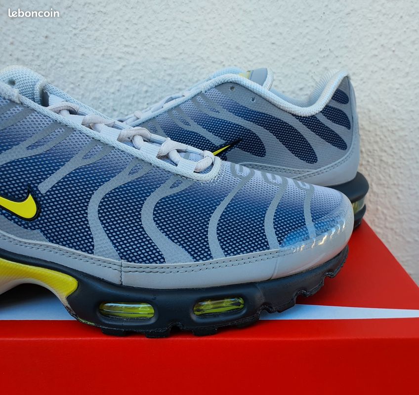 Nike Air Max Plus 3M pointure 42 (image 5)