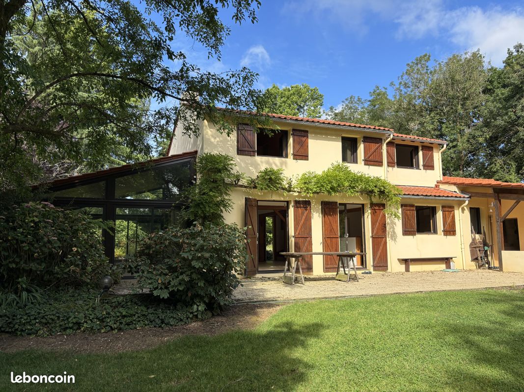 Maison 7 pièces 157 m² · à Le Cellier · 157 m² · 434 000 €