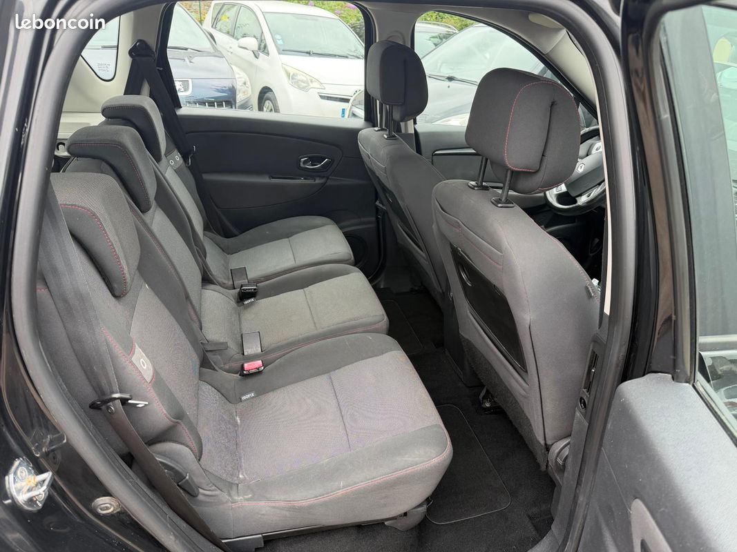 Renault scenic 1.5 dci pack business couleur noir 5 place (image 4)