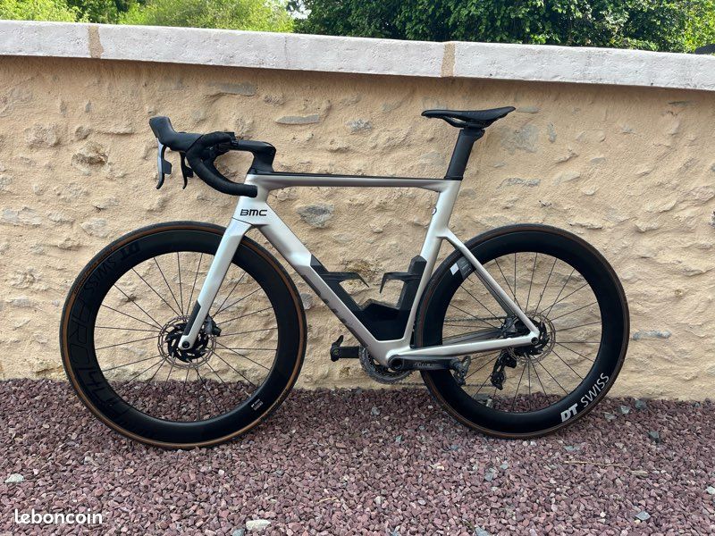 Bmc timemachine road 01 three (image 2)