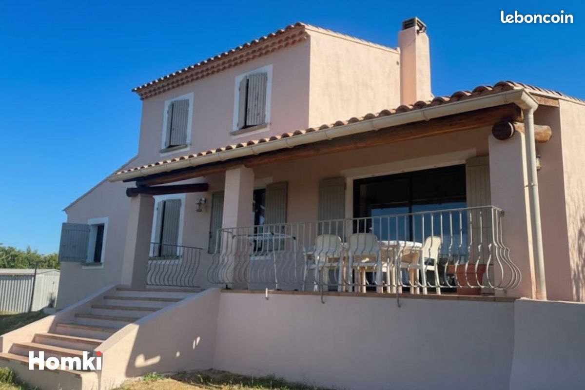 Maison 5 pièces 100 m² · à Saint-Saturnin-lès-Apt · 100 m² · 399 000 €