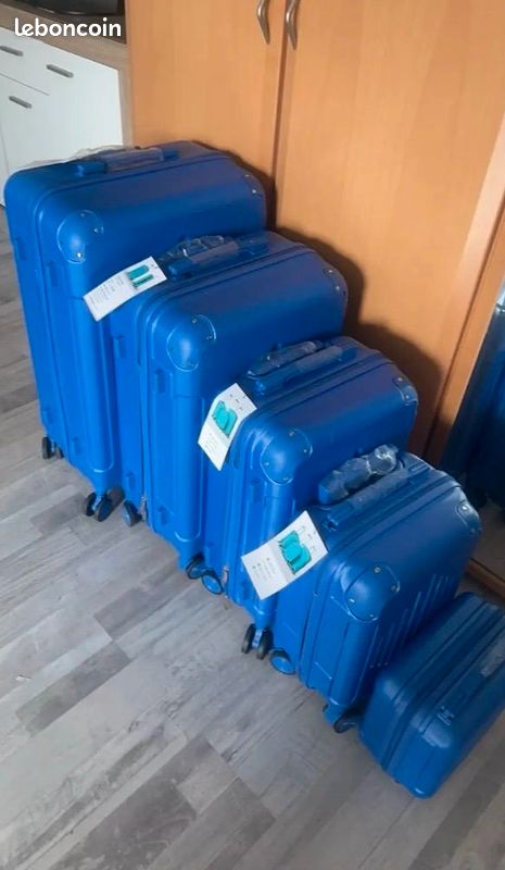 Set de 5 Valise Bleu Neuf Jamais Utilisé (image 3)