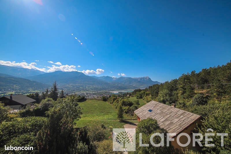 Maison 9 pièces 265 m² · à Embrun · 265 m² · 685 000 €