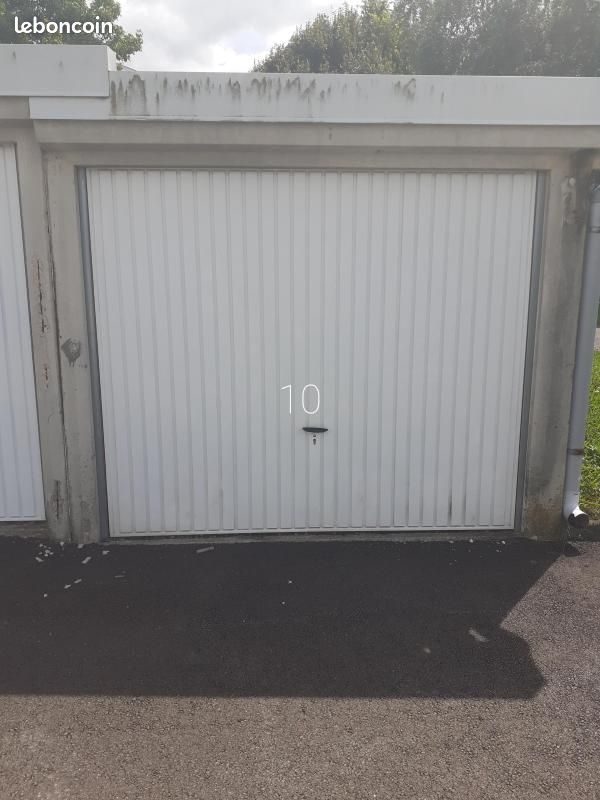 Parking 13 m² · à Exincourt · 13 m² · 73 €