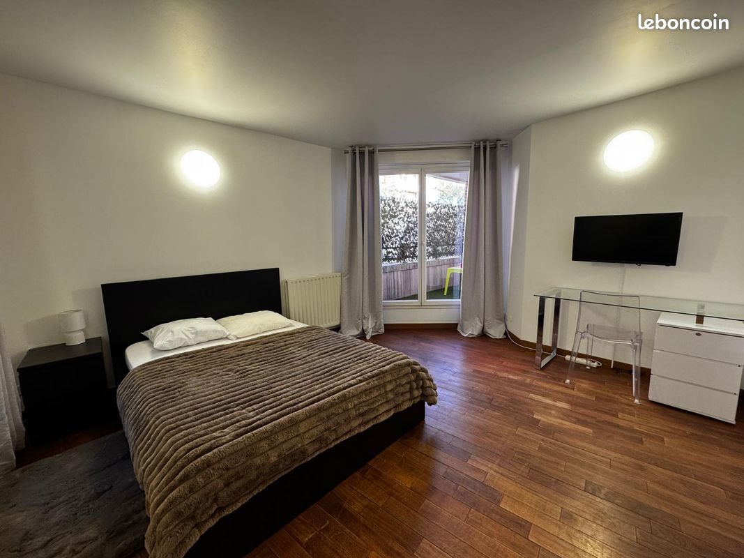 Appartement 1 pièce 34 m² · à Courbevoie · 34 m² · 1 250 €/mois
