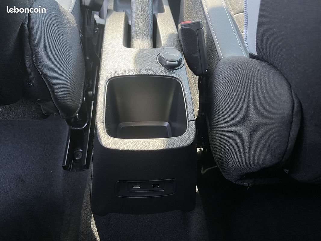 Citroen C3 1.2 TURBO 100CH MAX (image 14)