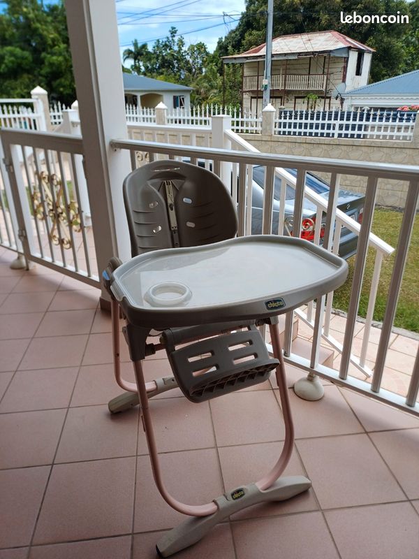 Chaise haute enfant (image 2)