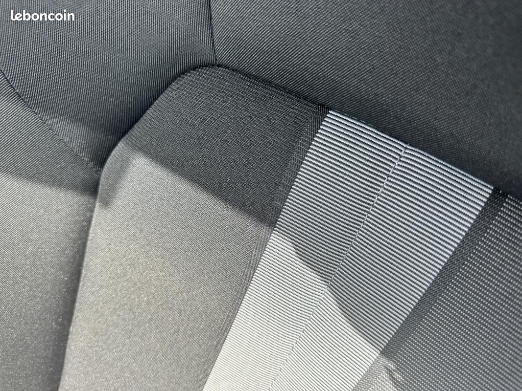 Audi A3 sportback TFSI Mild Hybrid 116 S tronic 7 Design (image 9)