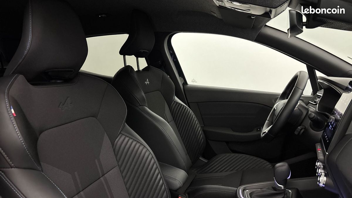 Renault clio e tech full hybrid 145 ch gsr2 (image 15)