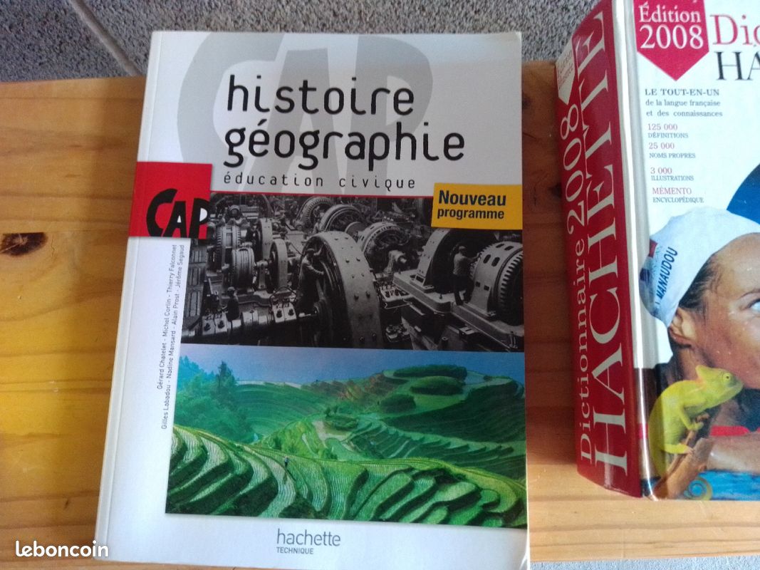 3 livres (image 1)