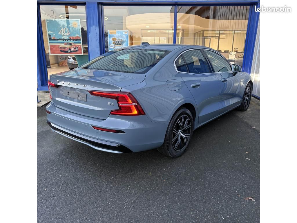 VOLVO S60 B4 mHEV 197ch Core DCT7 (image 4)