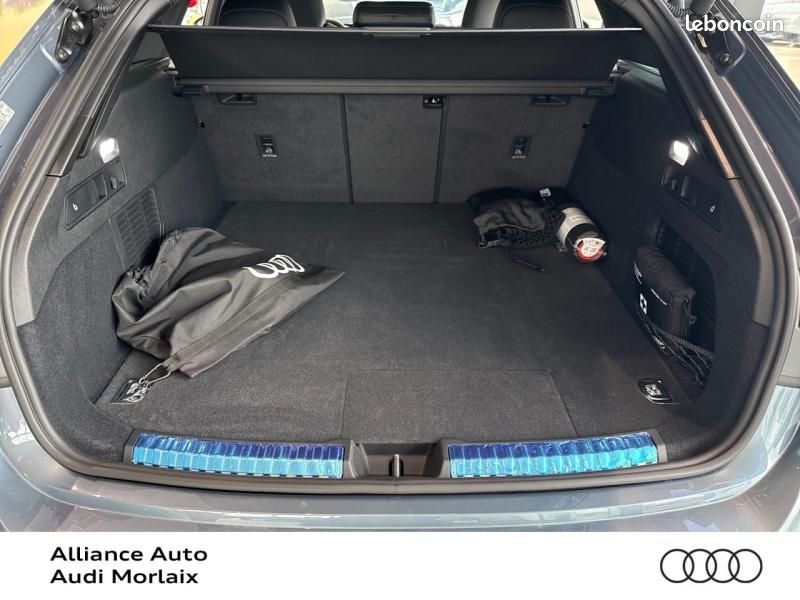 Audi A5 Avant 2.0 e-hybrid 299ch S line quattro S tronic 7 (image 9)