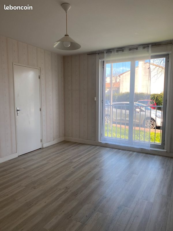 Appartement à louer dans résidence - Poitiers Gibauderie - T1 28m2 - Poitiers 86000 (image principale 0)