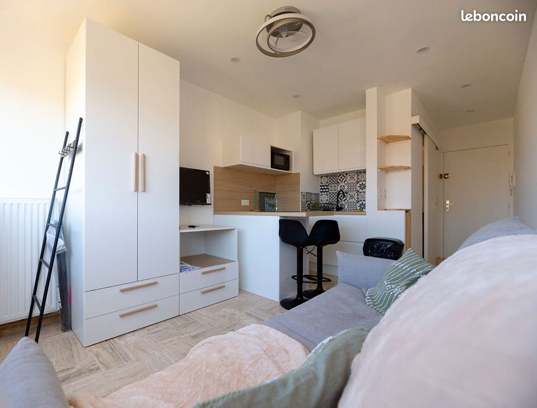 Appartement 1 pièce 18 m² · à Mandelieu-la-Napoule · 18 m² · 647 €/mois