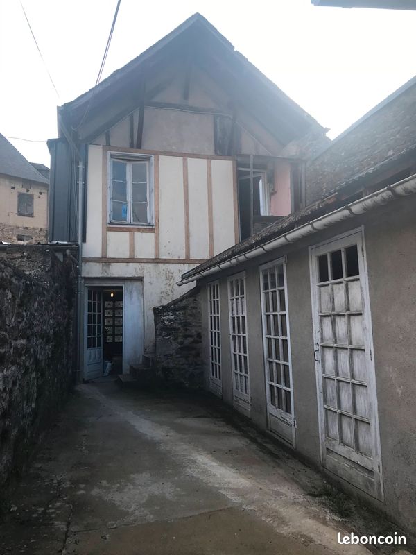 Maison 2 pièces 30 m² · à Uzerche · 30 m² · 400 €/mois
