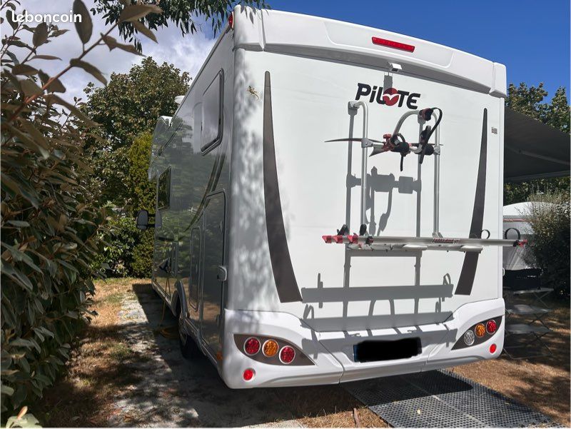 Camping car pilote C700 (image 3)