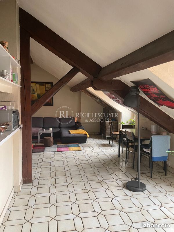 Appartement 3 pièces 47 m² · à Lyon · 47 m² · 951 €
