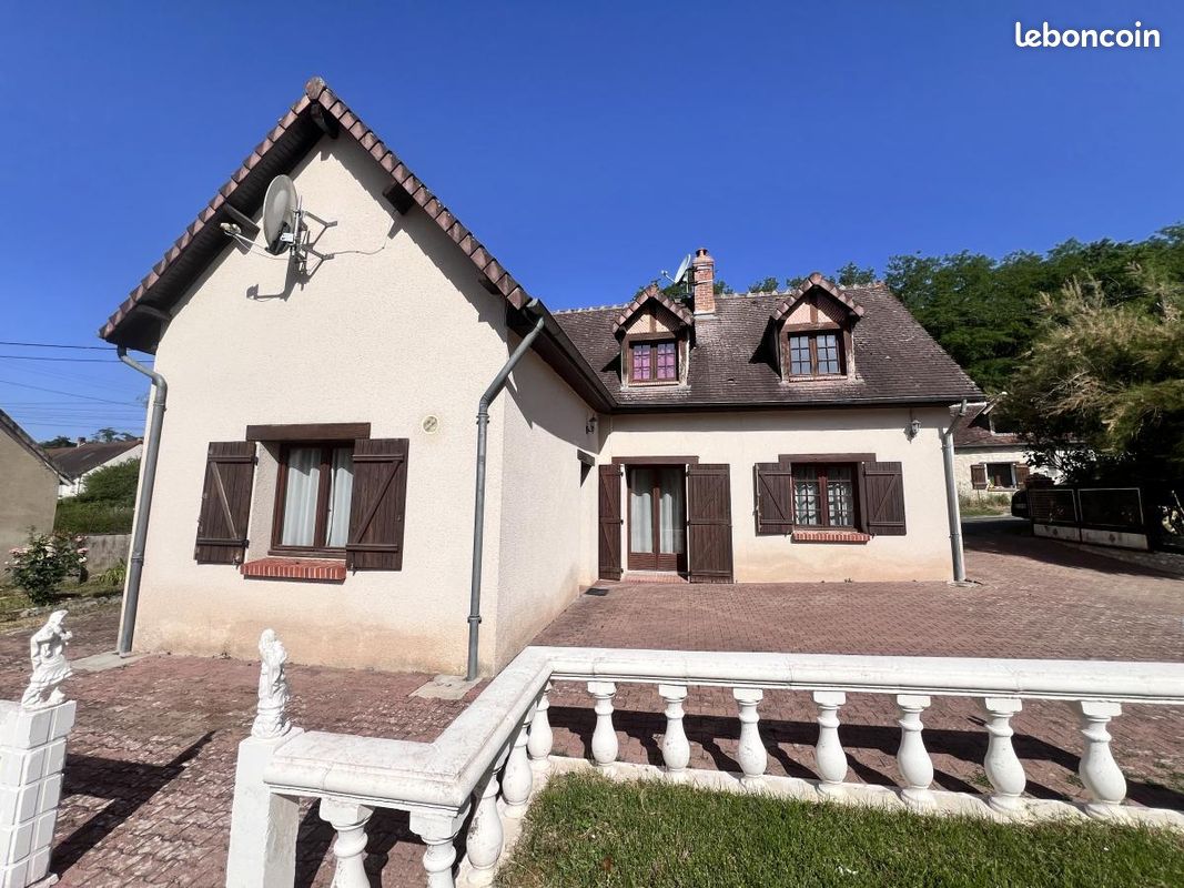 Maison 5 pièces 107 m² · à Saint-Romain-sur-Cher · 107 m² · 132 500 €