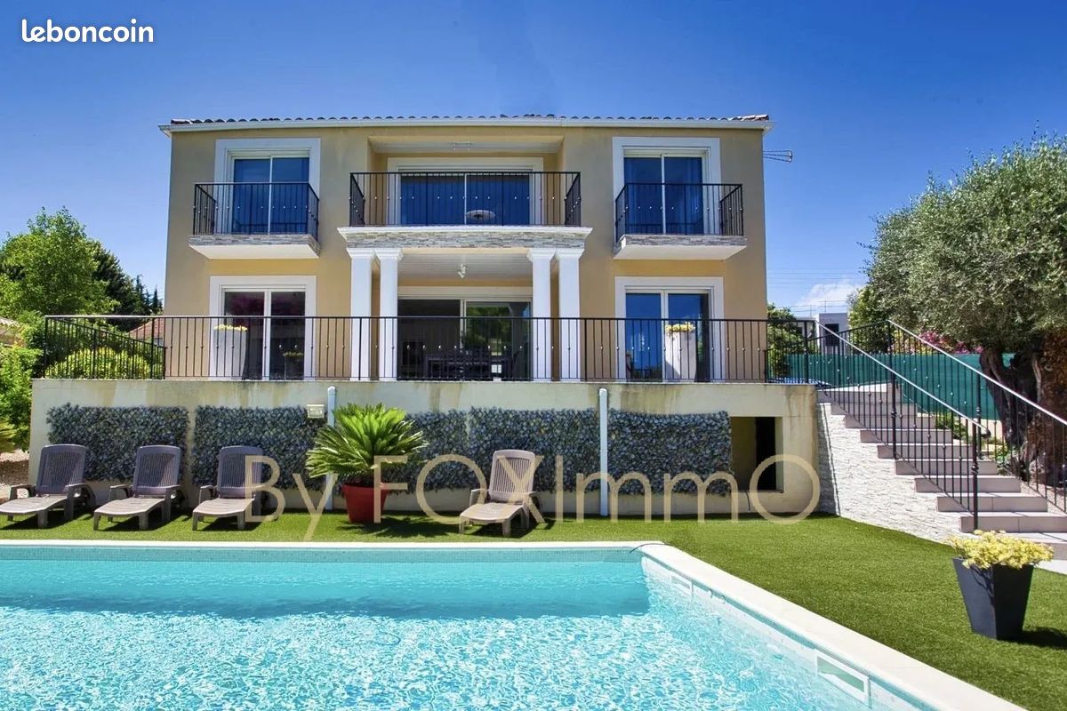 Maison 7 pièces 212 m² · à Villeneuve-Loubet · 212 m² · 1 460 000 €