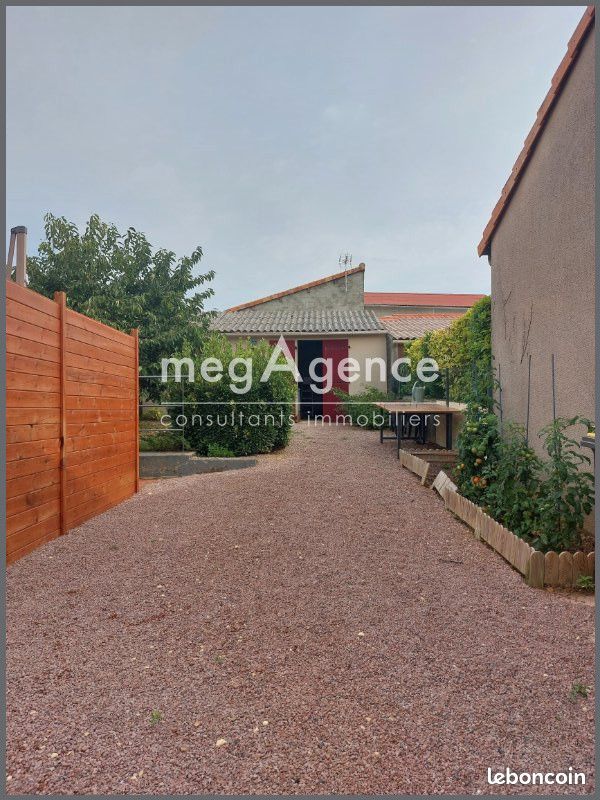 Maison 6 pièces 108 m² - Thouars 79100 (image principale 14)