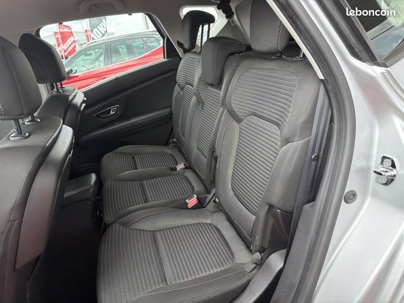 Renault Scenic 1.5 dCi 110ch energy Business (image 24)