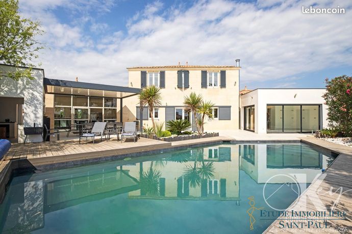 Villa 9 pièces 230 m²