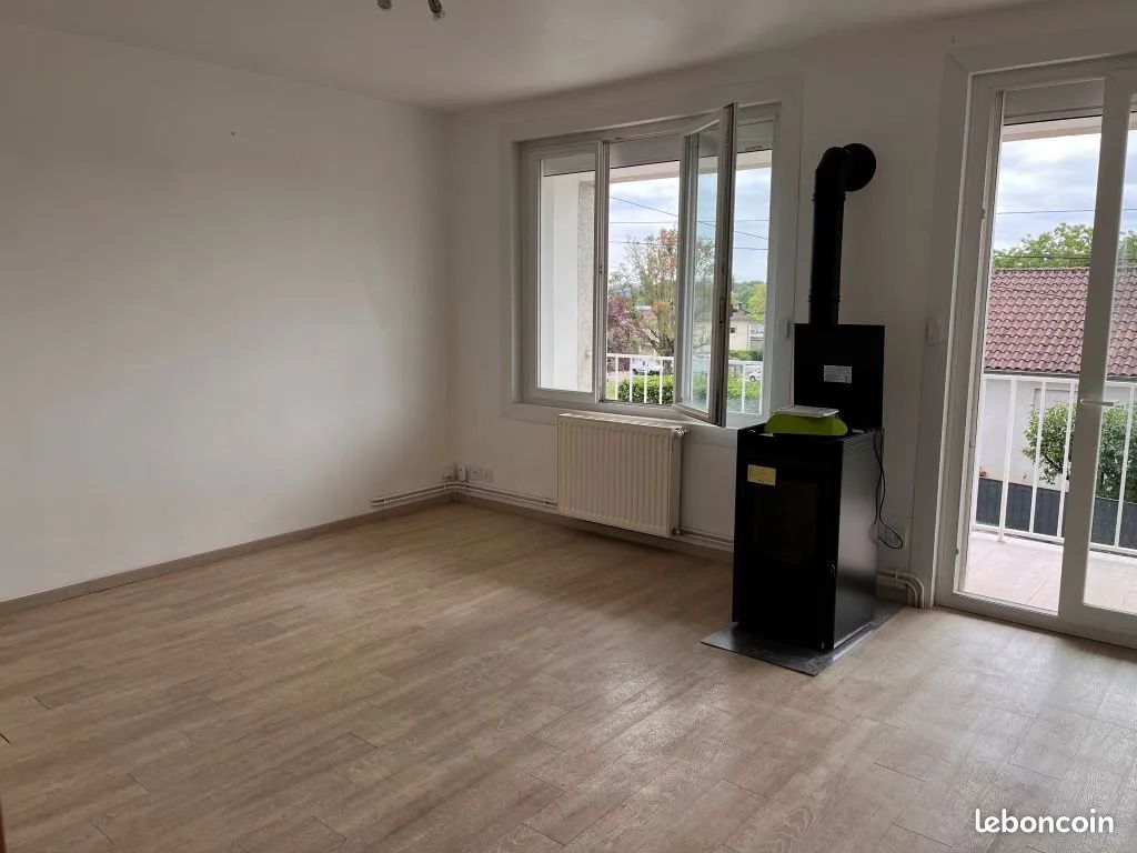 Appartement 4 pièces 68 m² · à Gramat · 68 m² · 670 €/mois