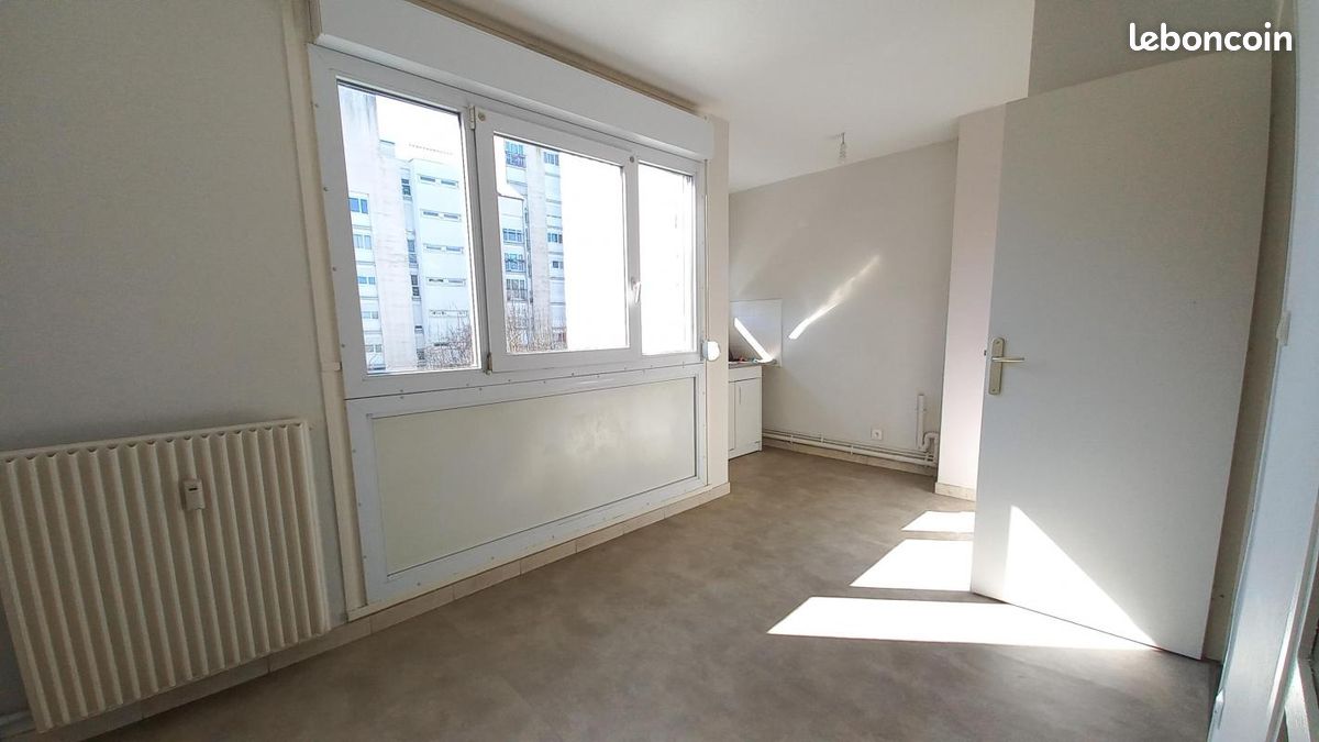 Appartement a louer montceau-les-mines - 3 pièce(s) - 65 m2 - Surfyn