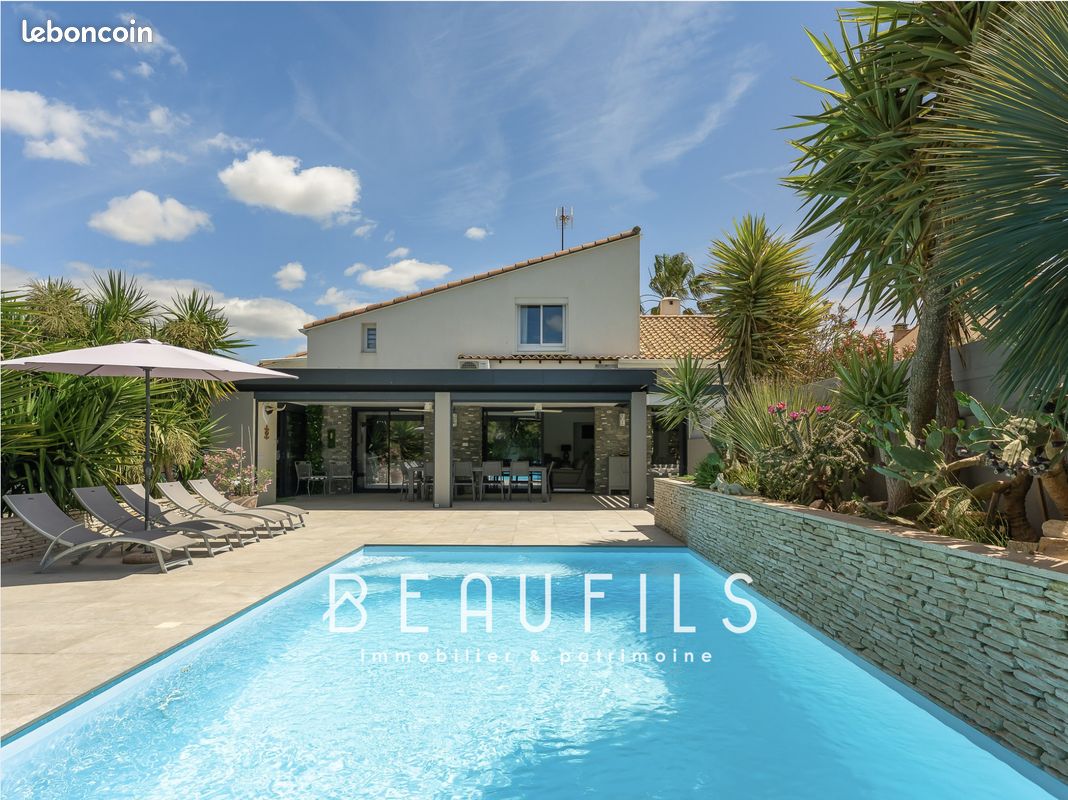 Maison 9 pièces 184 m² · à Saint-Laurent-d'Aigouze · 184 m² · 682 000 €
