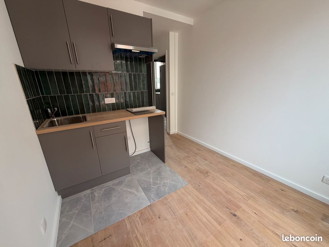 Appartement 1 pièce 23 m² · à Paris · 22,5 m² · 1 007 €