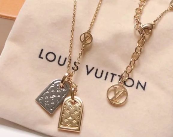 Bijoux Collier Louis Vuitton Doré d'occasion