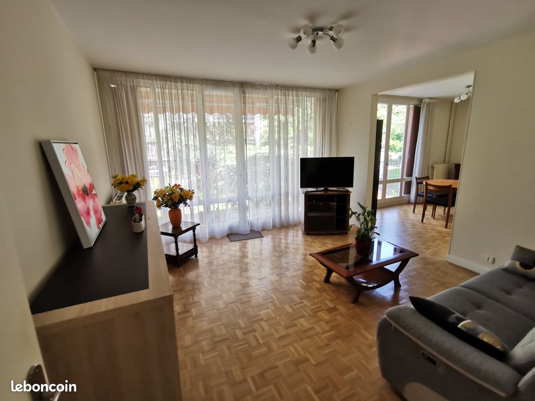 Appartement 4 pièces 79 m² · à La Mulatière · 79 m² · 225 000 €