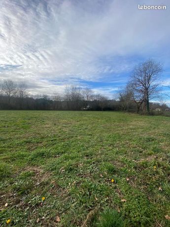 Terrain 2 300 m² Biron