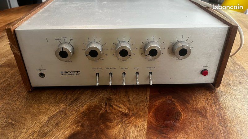 Amplificateur hi-fi vintage Scott 235S – Made in USA – Face aluminium & bois (image 1)