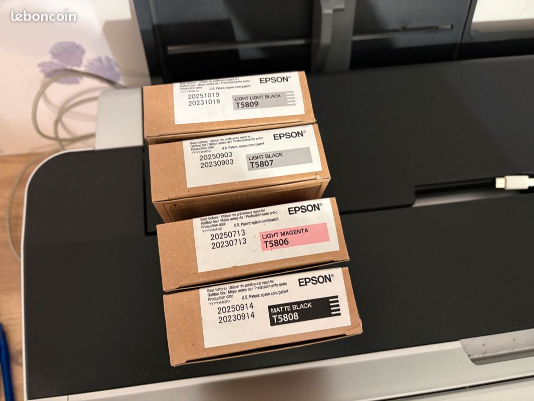 Epson Stylus Pro 3800 + Cartouches neuves (image 2)