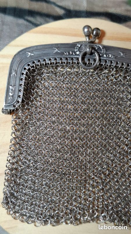 Aumônière (petit Sac) En Mailles Argentée - Textile Intérieur - Occasion - Style Fourre-tout