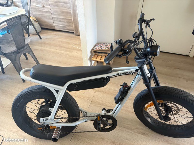 Vend super 73 vélo électrique Équipements vélos