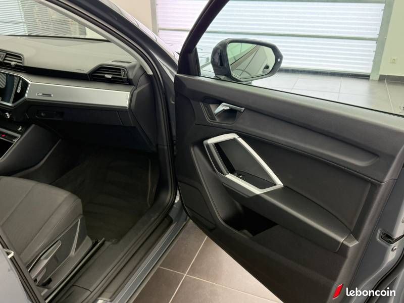 Audi Q3 35 TFSI 150 ch S tronic 7 (image 15)