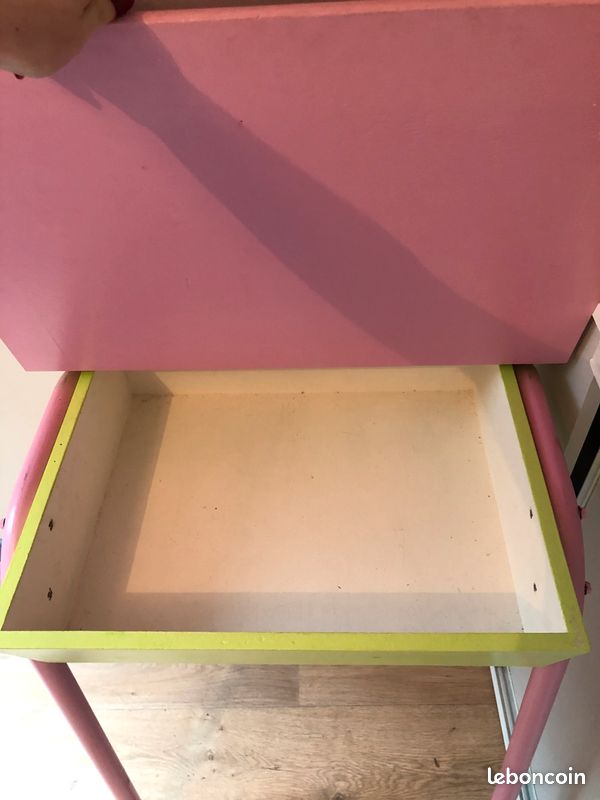 Table d'écolier (image 3)