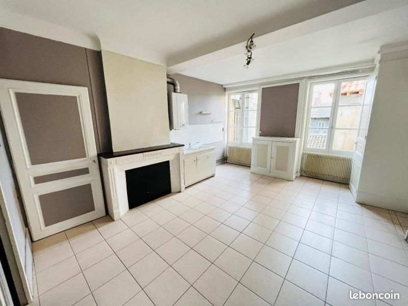 Appartement a louer macon - 2 pièce(s) - 75 m2 - Surfyn