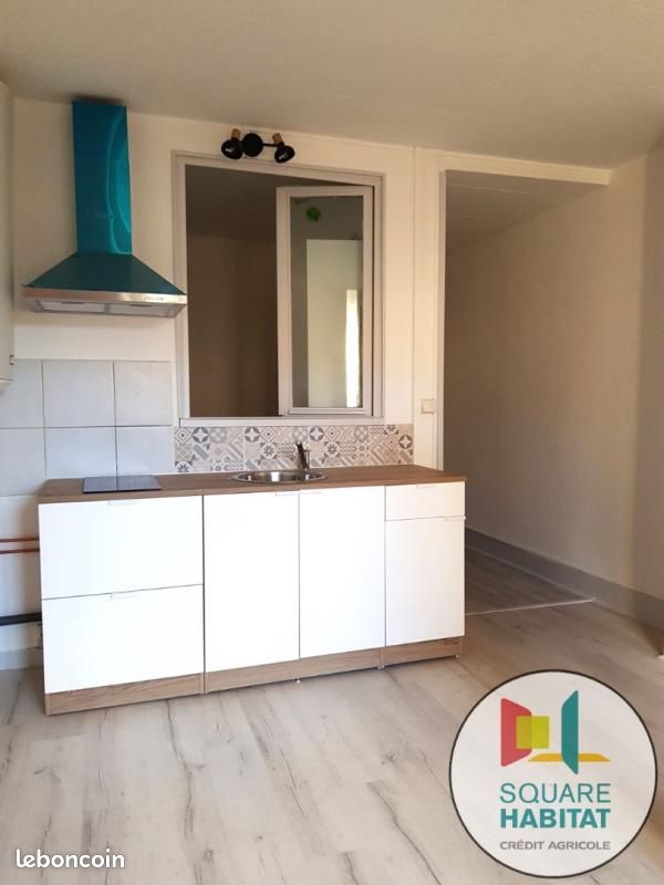 Appartement 1 pièce 28 m² · à Issoire · 28 m² · 390 €/mois