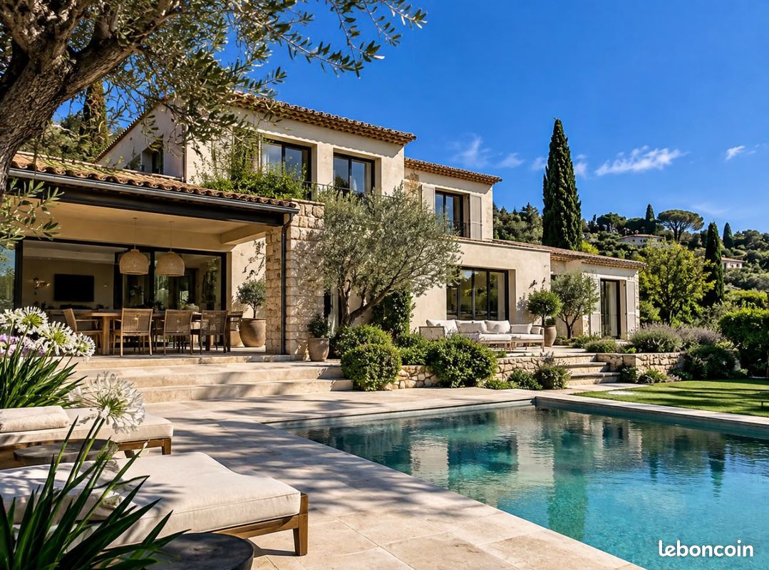 Maison 8 pièces 350 m² · à Mougins · 350 m² · 1 300 000 €