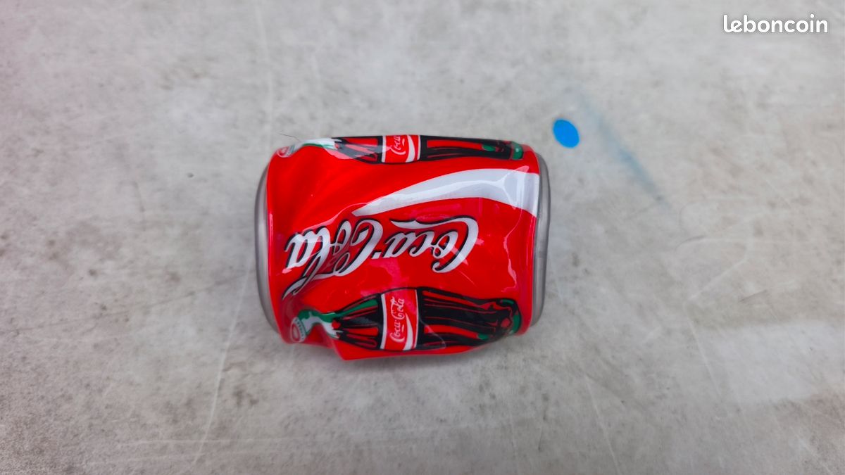 Porte-clés / porte-monnaie cannette Coca-Cola (image 2)