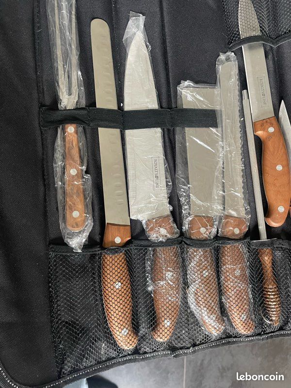 Set de couteaux royalty Line avec pochette Arts de la table