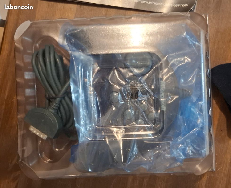 Télécommande Bluetooth à Commande Vocale, Pavé Tactile Et Capteur De Mouvement A 6 Axes Télécommande Bluetooth à Commande Vocale, Pavé Tactile Et Capteur De Mouvement A 6 Axes