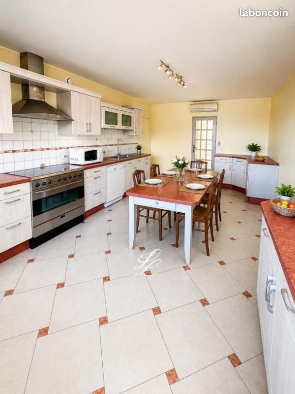 Maison 6 pièces 140 m² · à Juigné-sur-Sarthe · 140 m² · 159 900 €